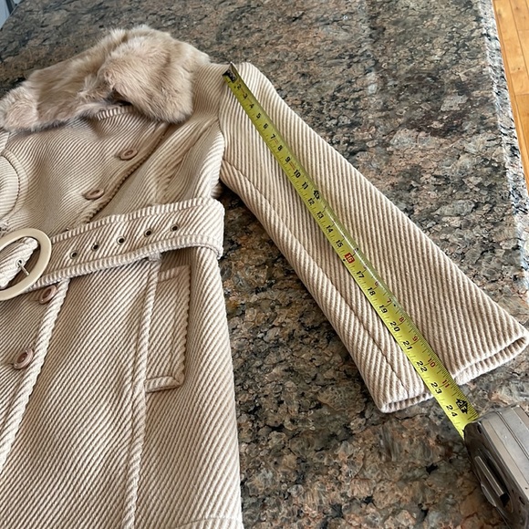NWOT Bebe Beige Coat Wool with detachable Rabbit Fur collar. Size M - Picture 15 of 15